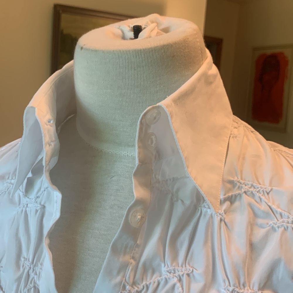 ANNE FONTAINE PARIS FRANCE WHITE BLOUSE WITH PUCKERED GATHERED DETAIL - Picture 7 of 13